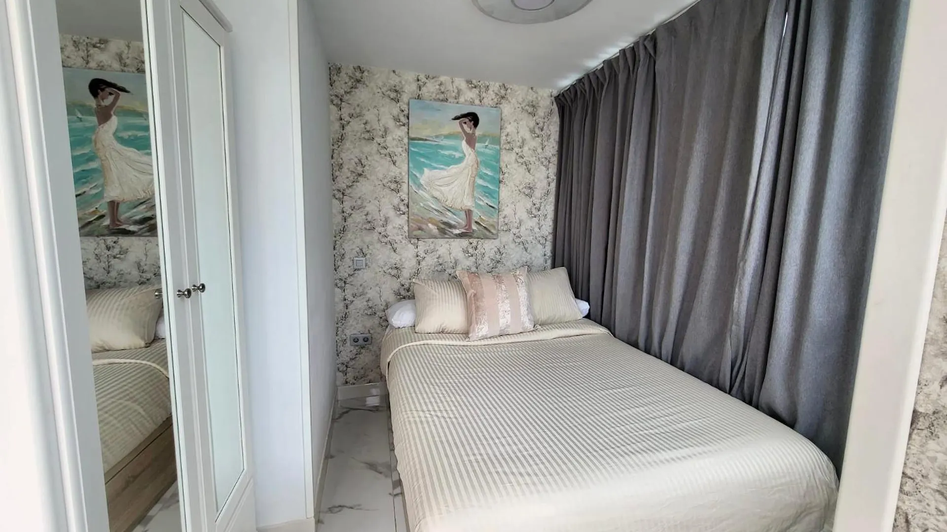 New Attic With Terrace And Air Conditioning At Las Canteras Beach Parking Optional Las Palmas de Gran Canaria